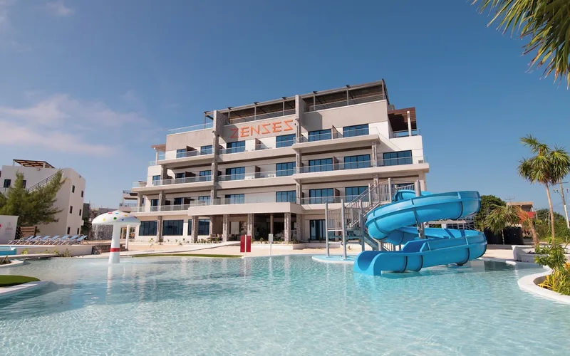 Pool terrace at a Caye Caulker hotel used as a base for caye caulker belize snorkeling tours